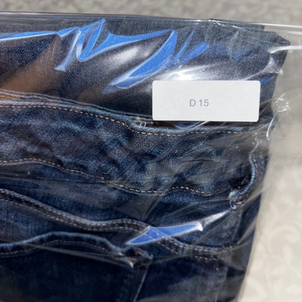 Bandolino Mandie Jeans Straight Leg Mid Rise Womens 14 (D15) - Picture 11 of 11